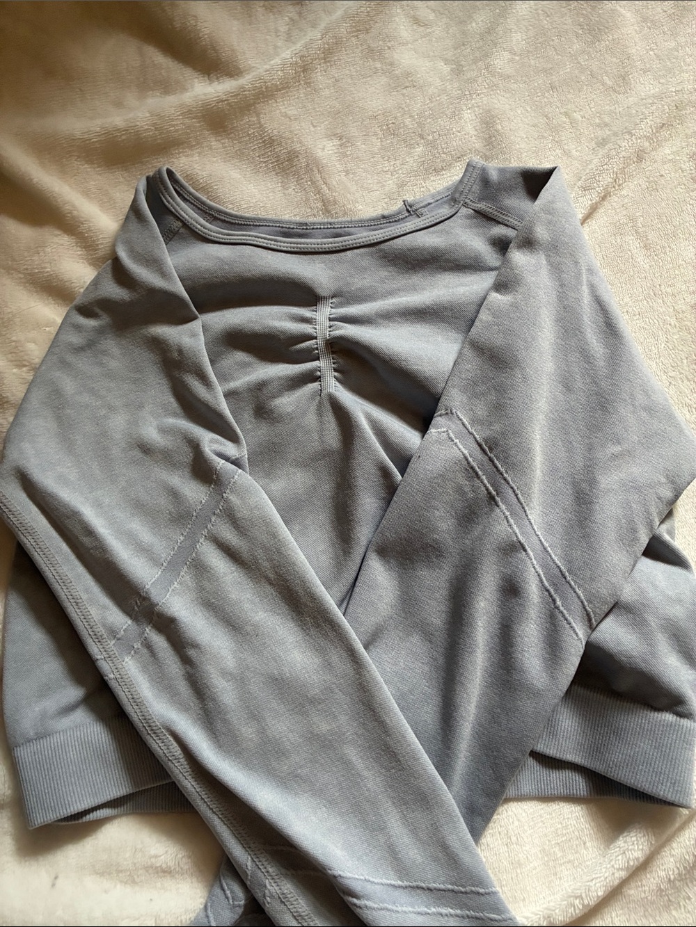 Women’s Light Gray Long Sleeve Ruched Front Top